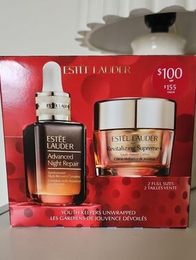 Estée Lauder Youth Keepers Set